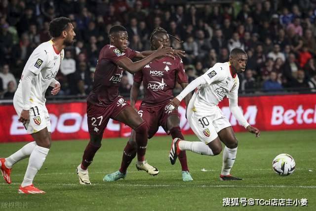 马德兴：U16国少夺冠锻炼价值高 暴露问题亟需正视